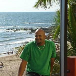 Meet your Posher, Bruce